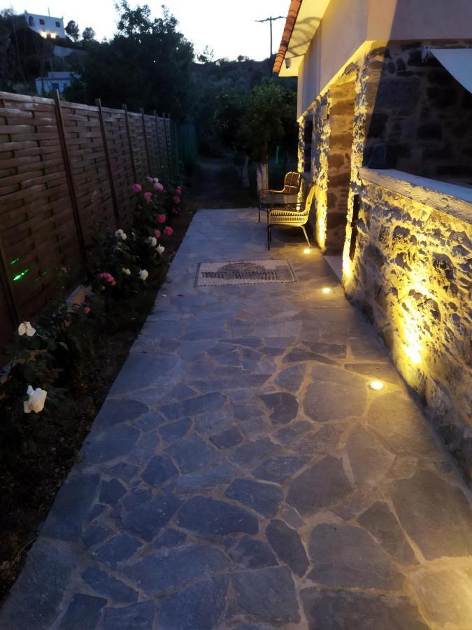 Villa Περιβόλι Του Οδυσσέα Volissos Exterior foto