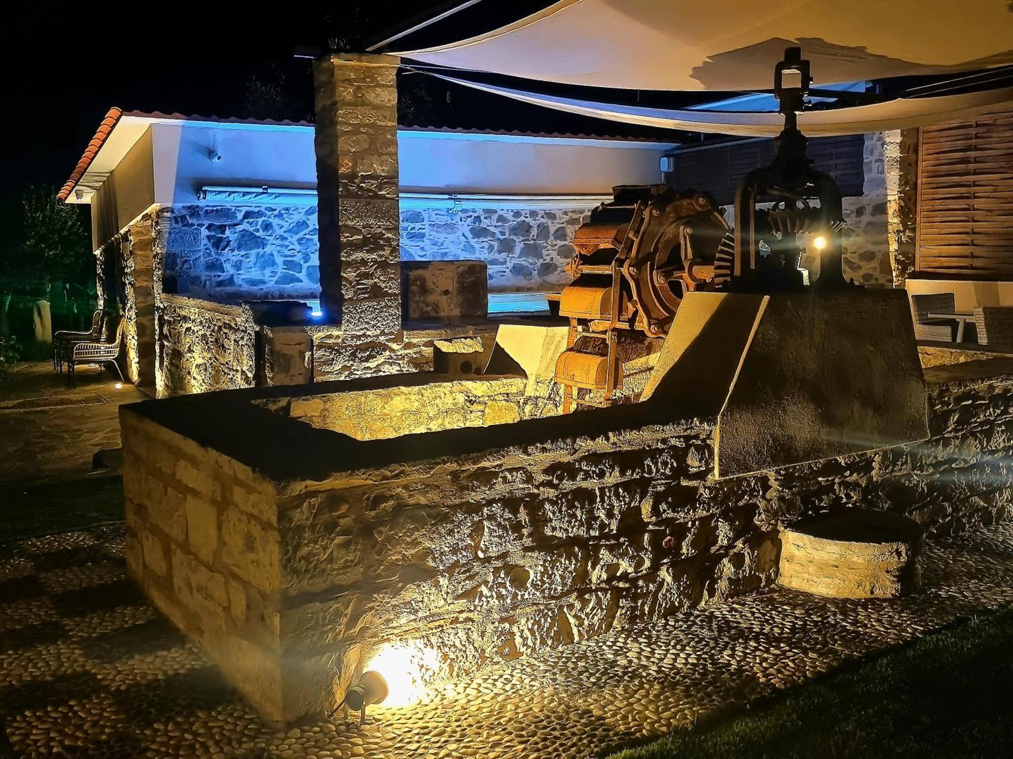 Villa Περιβόλι Του Οδυσσέα Volissos Exterior foto